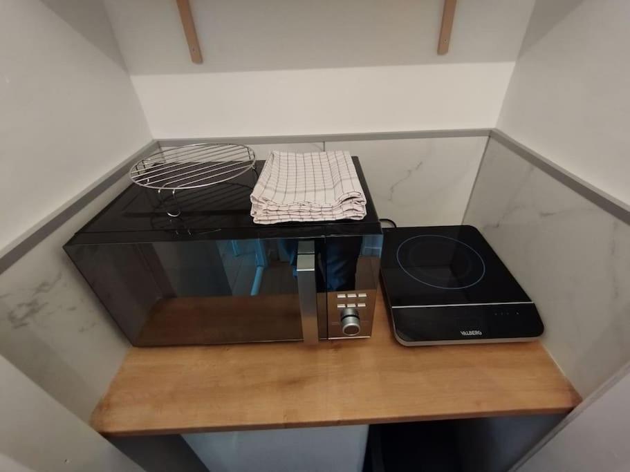Le Ptit Nid De Louviers Tv/Fibre Apartment ภายนอก รูปภาพ